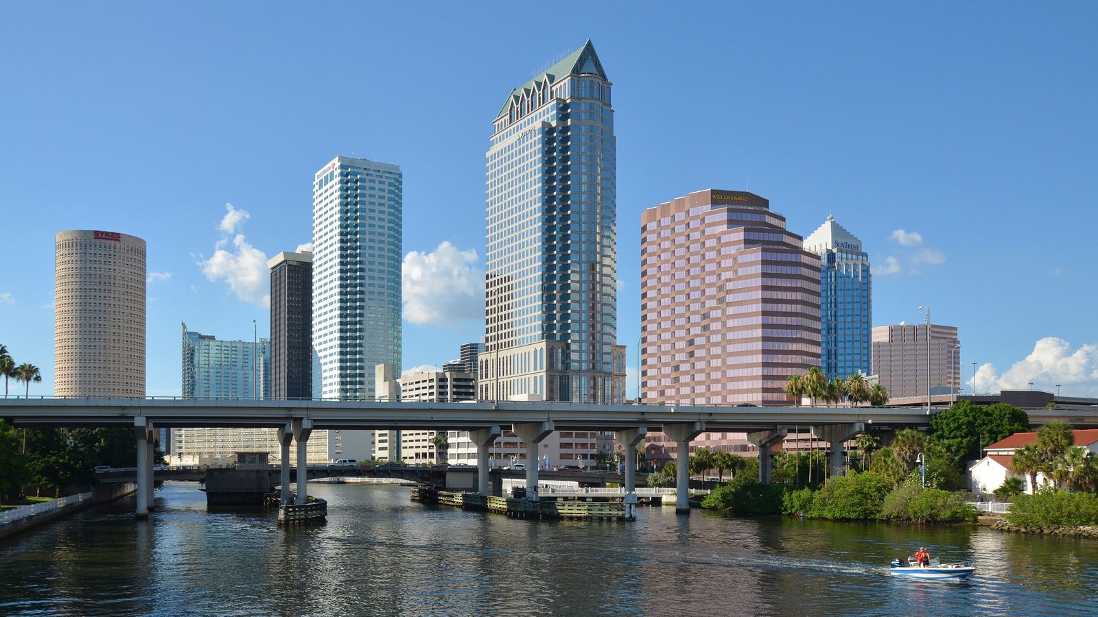 Downtown Tampa towers along the Hillsborough River