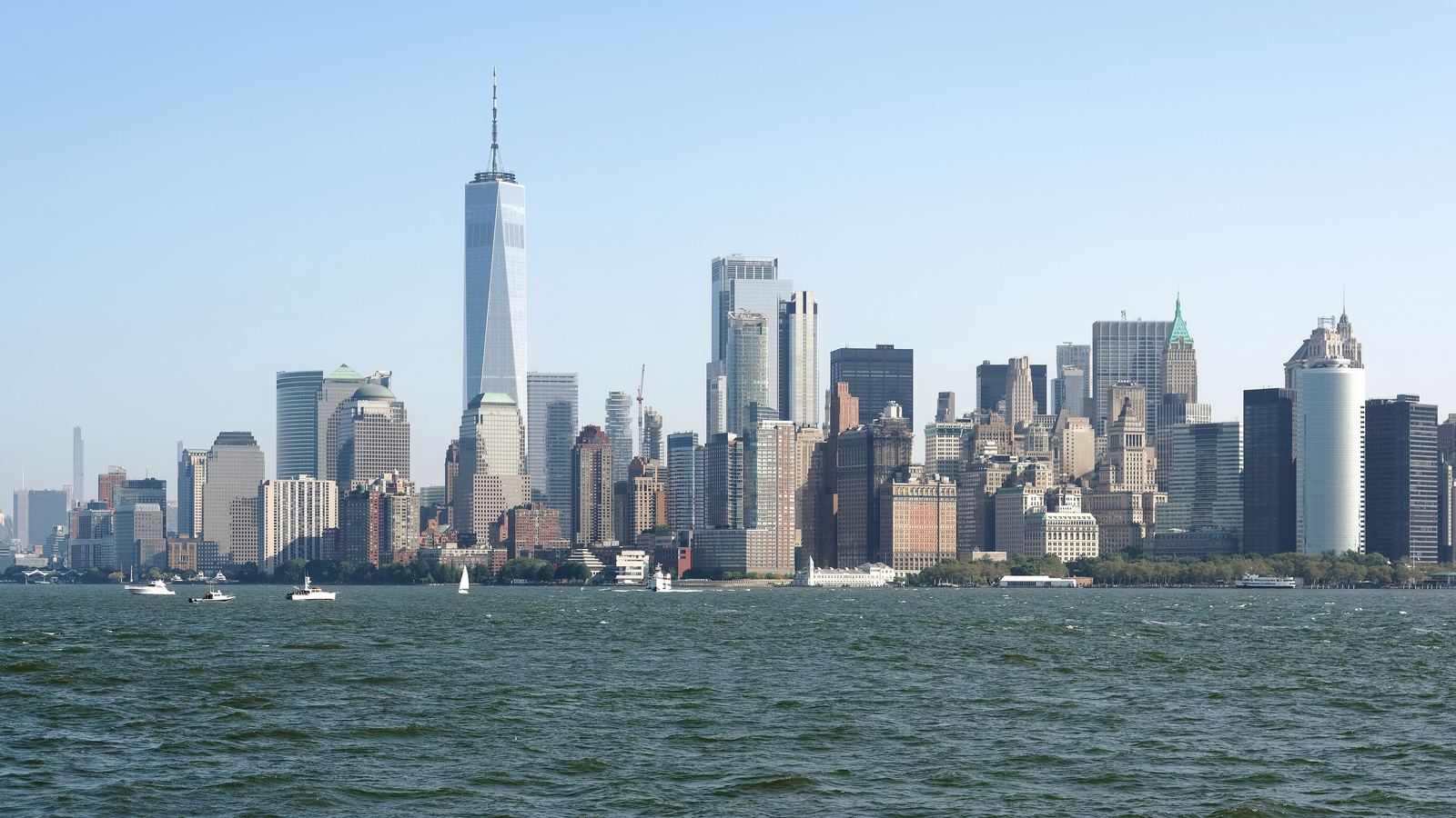 Lower Manhattan skyline seen from Upper New York Bay