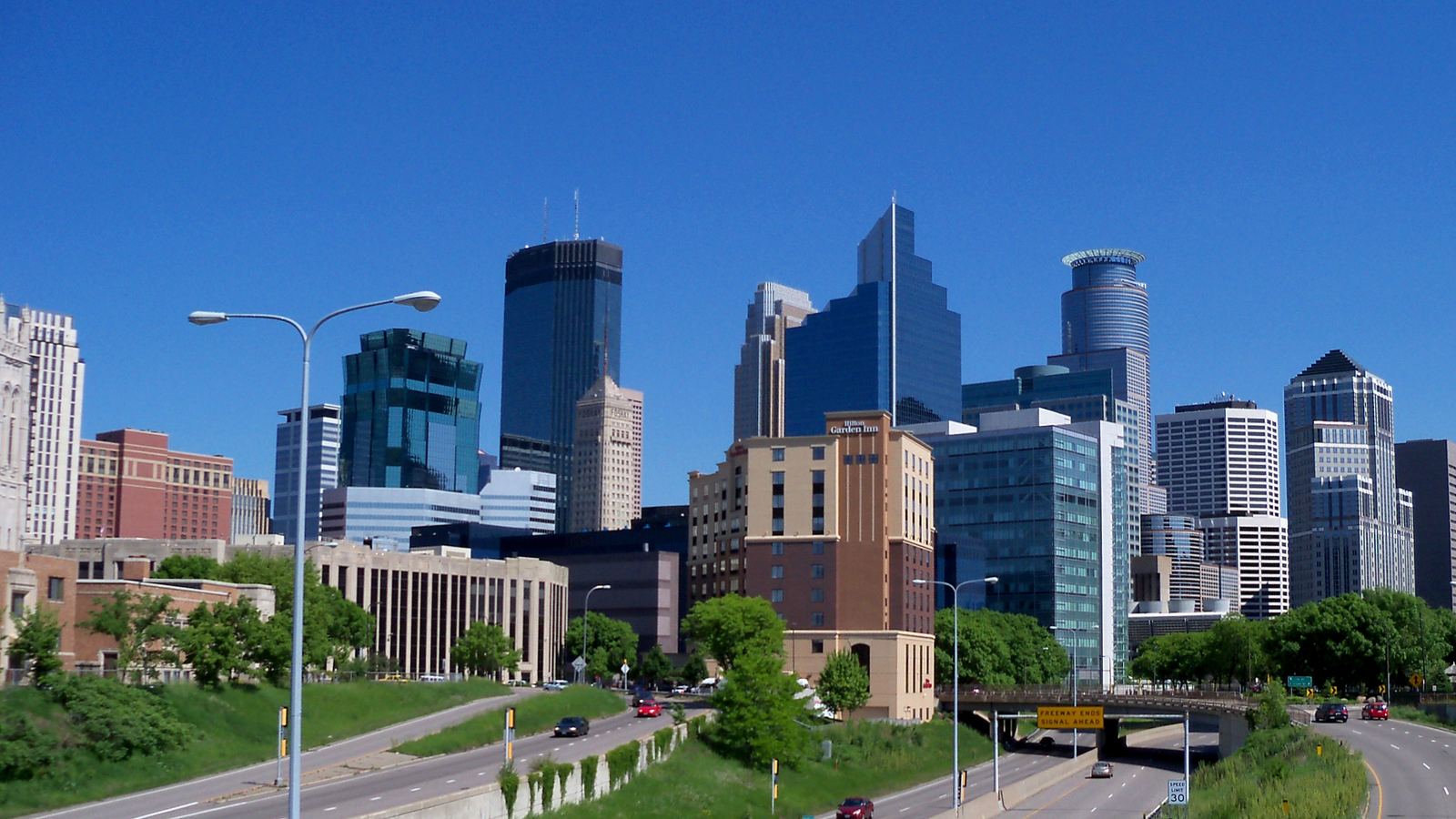 Downtown Minneapolis skyline