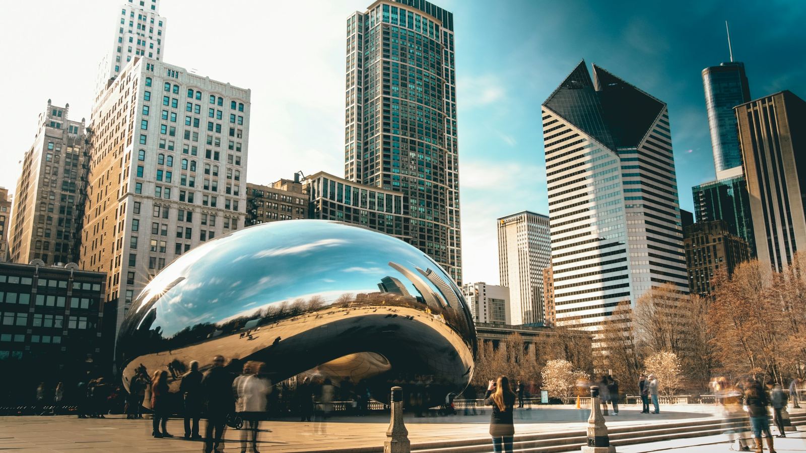 Cloud Gate sculpture and high-rises in downtown Chicago